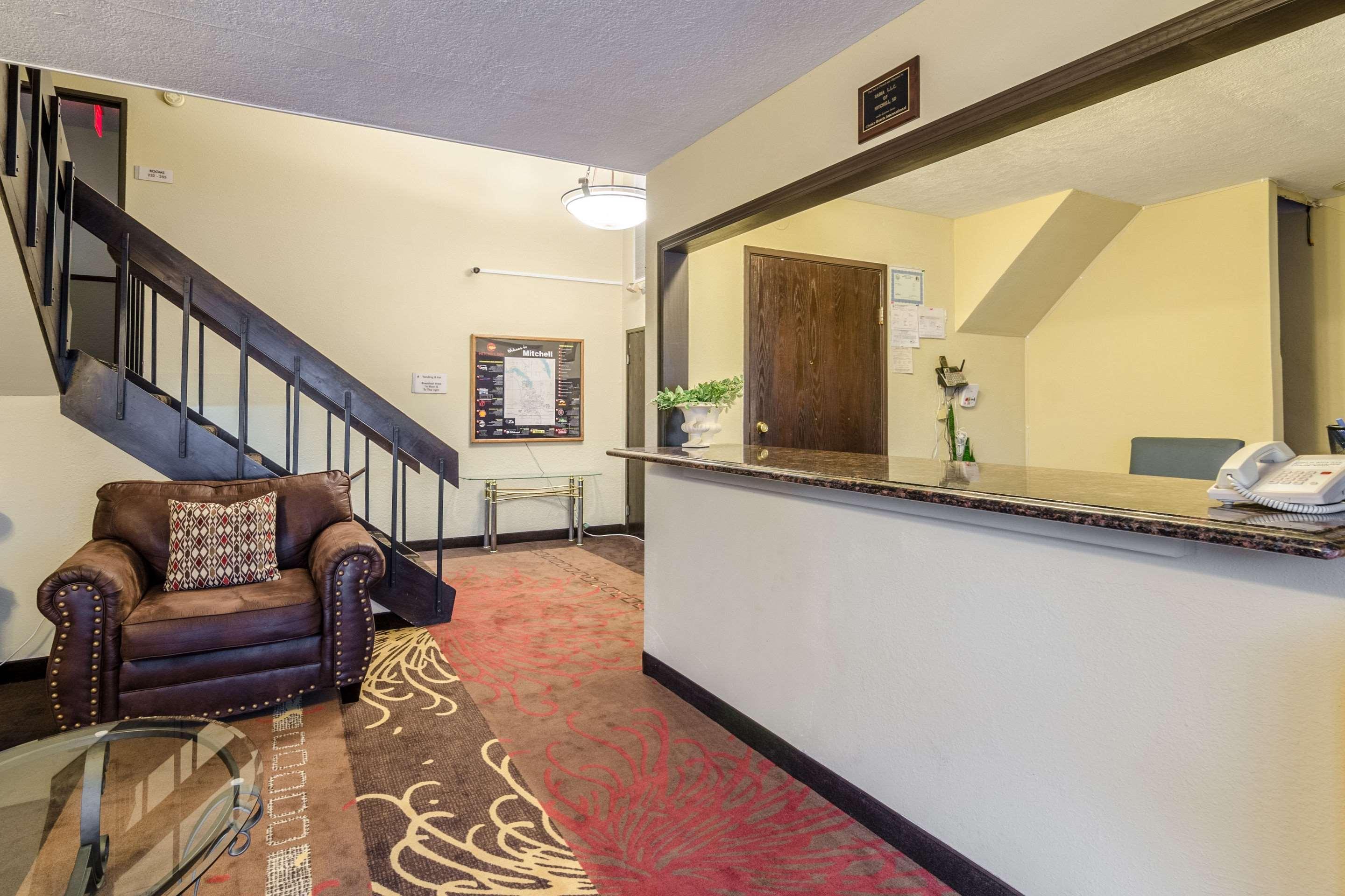 Rodeway Inn Mitchell Exterior foto